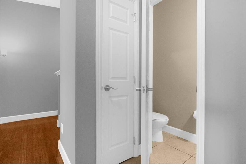 Vibrant 4Br Family Townhome 1 Mile From Disney World And Disney Springs Orlando Extérieur photo